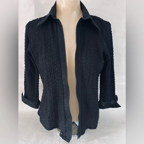 Black Textured Crinkle Full Zip Top Size Small S stretch w Collar 3/4 “ Sleeve - Picture 3 of 13